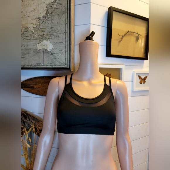 Victoria's Secret Other - Victoria Secret Sport Sports Bra